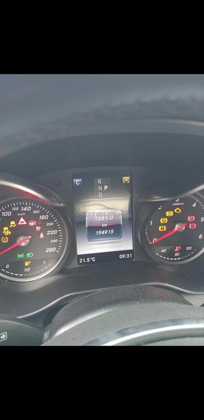 Mercedes-Benz 220 Diesel Automatique 2017 à Settat