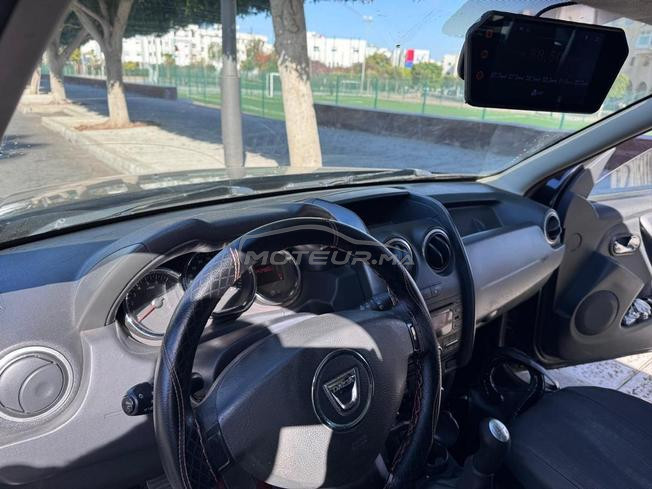 Dacia Duster 2015 immatricule Rabat tres bon etat
