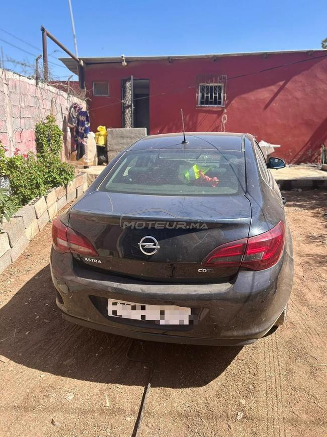 Opel Astra j cosmos berline mazout model 2014