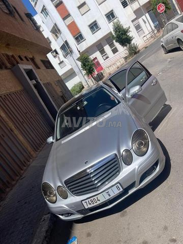 Vendre Mercedes Benz E220 Diesel.