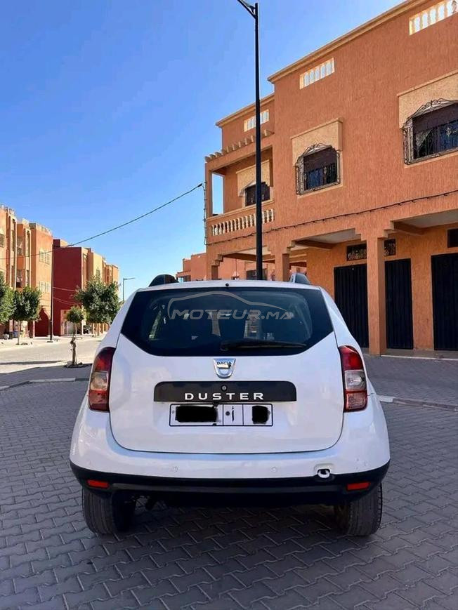 سيارة دوستر للبيع 