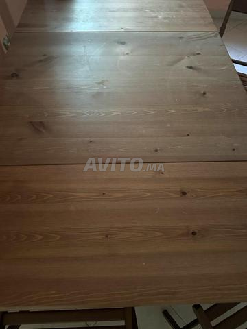 Table et chaises - 2