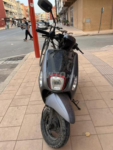 VMS Cuxu 2025 5700 KM seulement Très économique