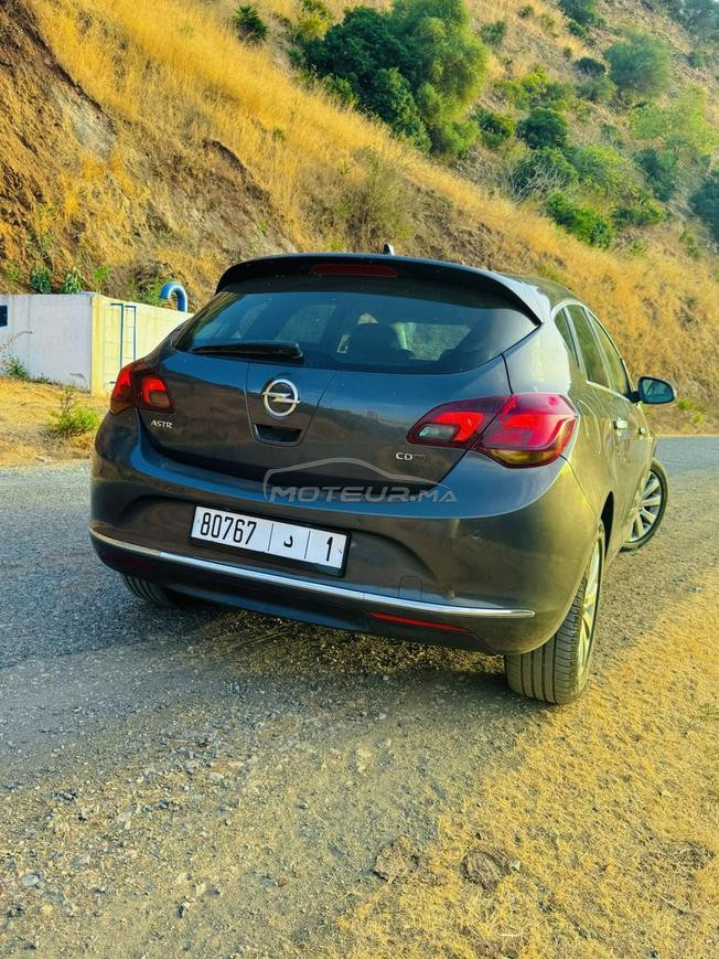 Opel Astra Diesel Manuelle 2013 à Ain Aouda