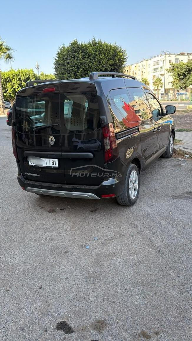 Renalt express 2024/06 kilométrage 84km bqa jdida