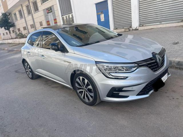 ميغان 4 بكل الخيارات