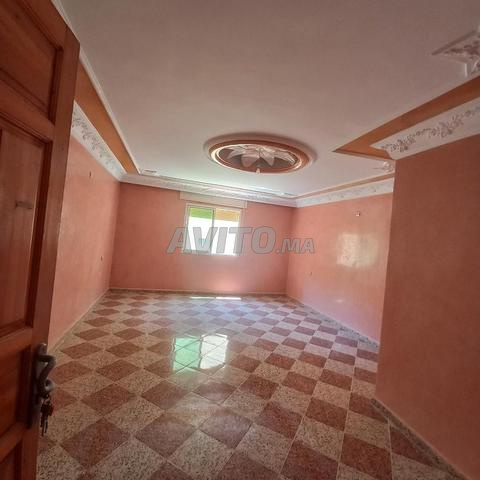 Appartement 93 m², ascenseur, balcon, syndic, standing moyen - 2
