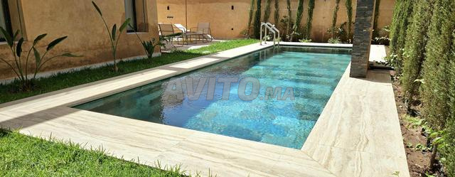 Luxueuse villa moderne neuve piscine verdure