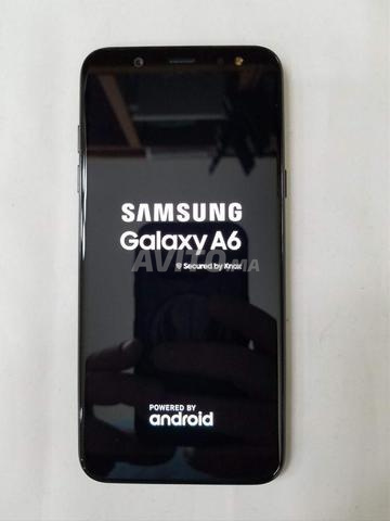 Samsung a6 négociable - 2