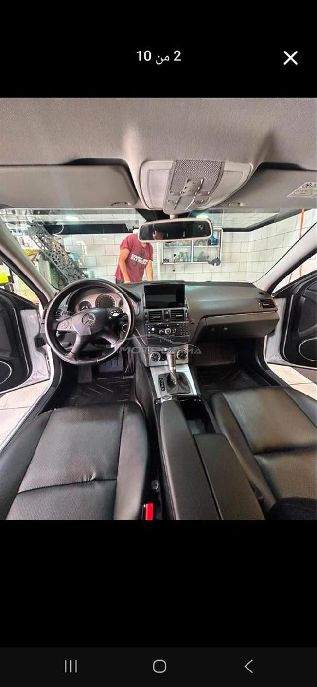 Mercedes benz 220 Diwana 2012 salon cuir automatic