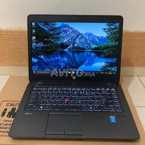 hp i7 zbook رسوميات مزدوجة رام 8 قرص SSD