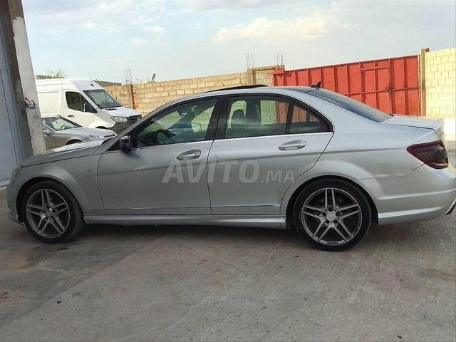 Mercedes 220 Diesel