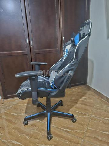 كرسي ألعاب DXRacer — كل شيء يعمل، جلد مستعمل - 2