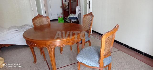Ancienne table en bois massif et ses chaises - 2