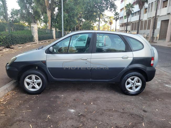 je met en vente ma renault scenic en vente 