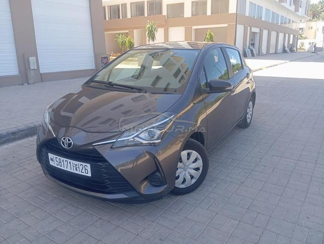  Toyota yaris (1er main)