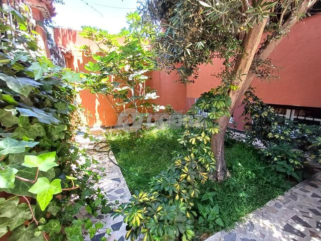 CMN-HA-1771 - Villa à vendre à Oulfa - 2