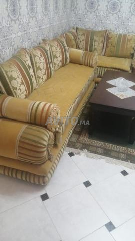 أثاث بحالة جيدة جداً