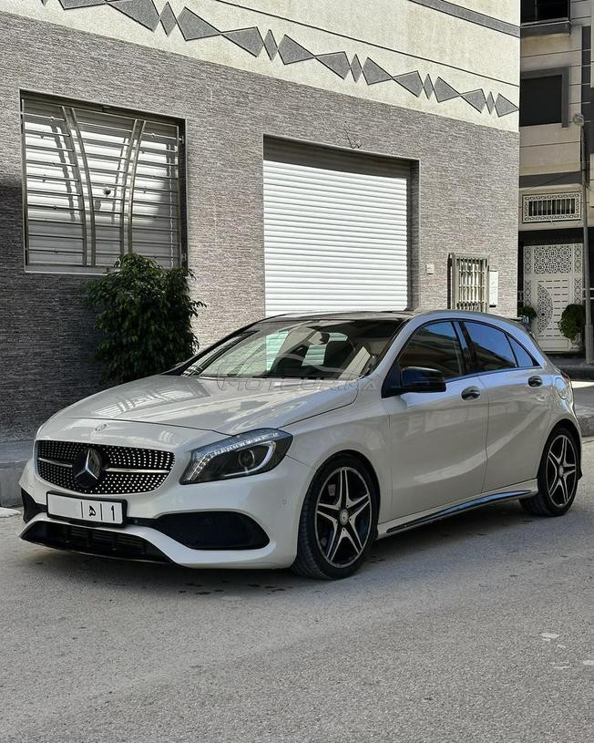 Mercedes A220 pack amg 