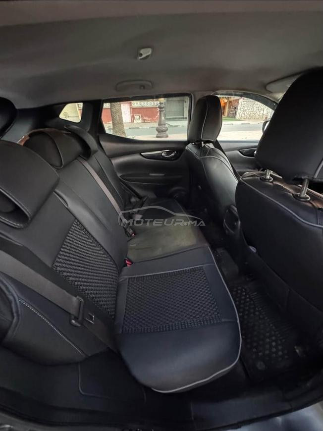 NISSAN QASHQAI 2015