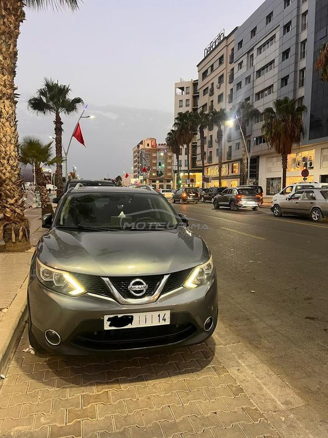 NISSAN QASHQAI 2015
