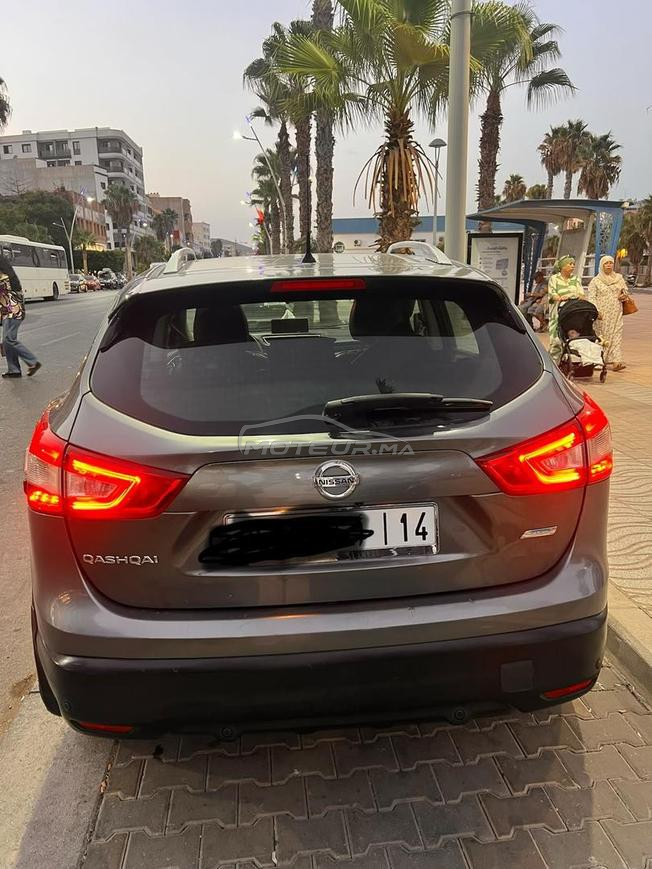 NISSAN QASHQAI 2015