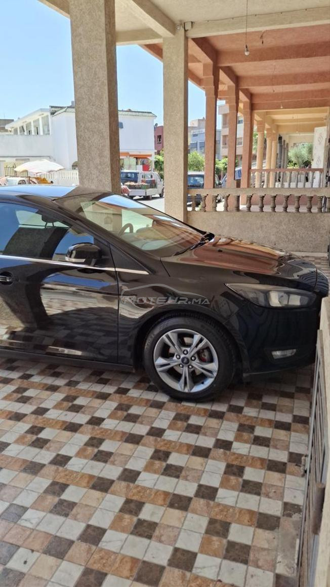 Ford Focus mois 8/  2017 sport 3amra