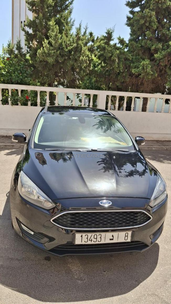 Ford Focus mois 8/  2017 sport 3amra