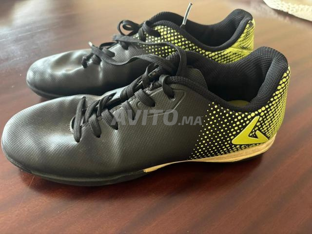 Chaussures de foot synthétique DEMIX – Taille 37