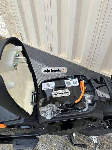 دراجة نارية كهربائية أداء 2000 واط U3 Emove - 2