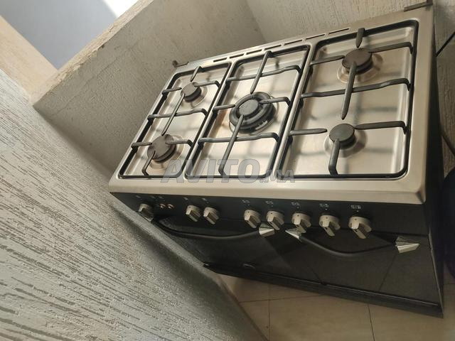 طباخة مع فرن بحالة جيدة - 2