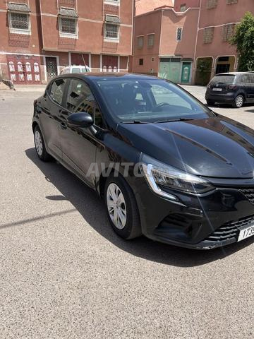 Bonne voiture conduite par une femme - 2