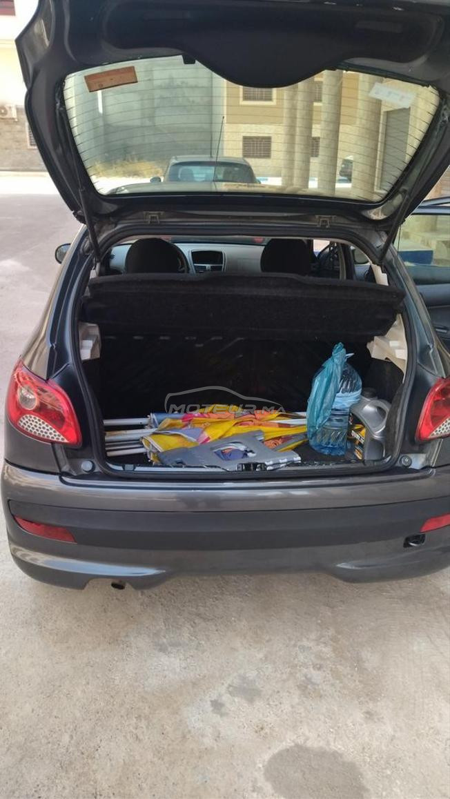 Peugeot 206 Essence Manuelle 2013 à Nador