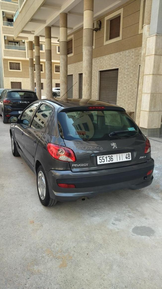 Peugeot 206 Essence Manuelle 2013 à Nador