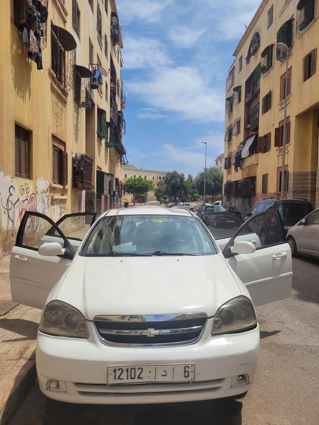 Chevrolet Optra Essence Manuelle 2008 à Casablanca