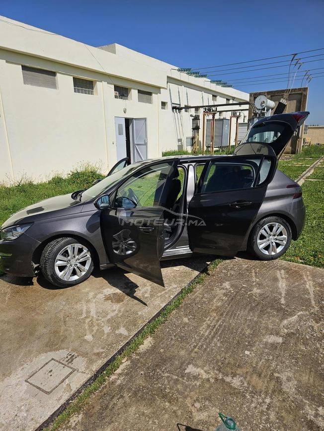 Peugeot 308 Diesel Manuelle 2015 à Fès