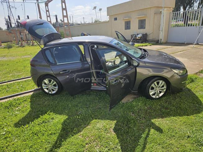 Peugeot 308 Diesel Manuelle 2015 à Fès