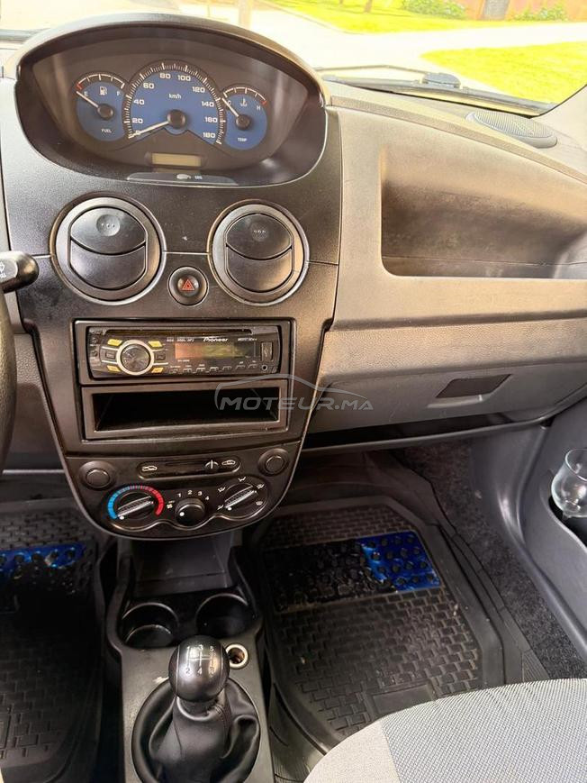 chevrolet spark essence 