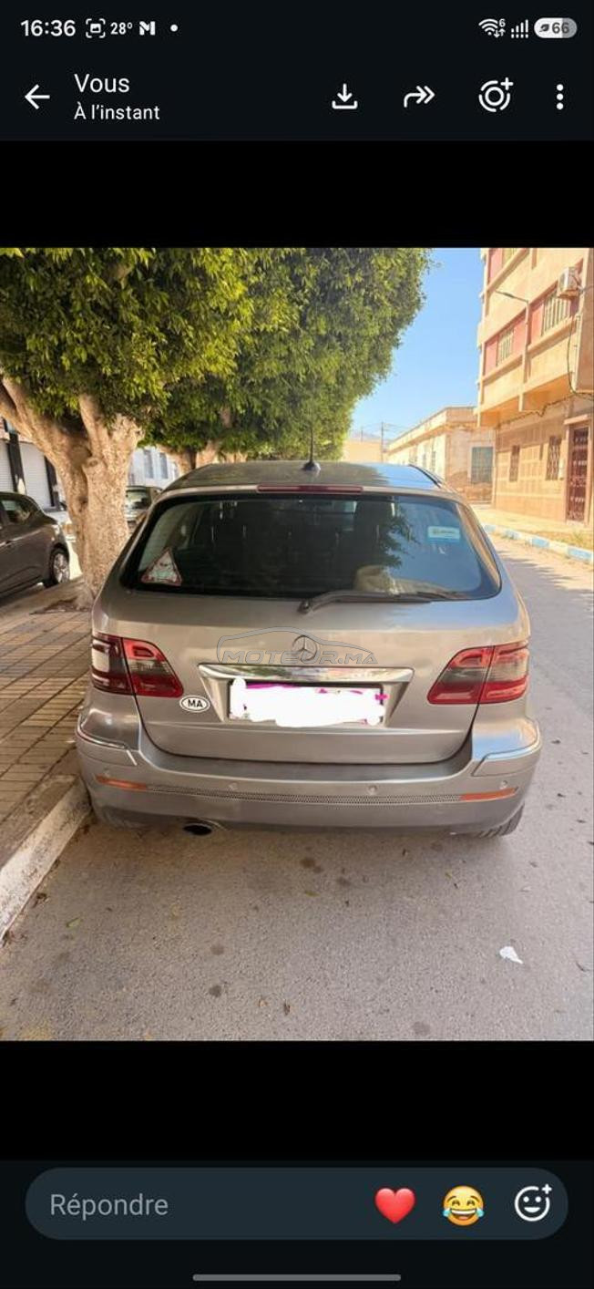 سيارة نقية للبيع