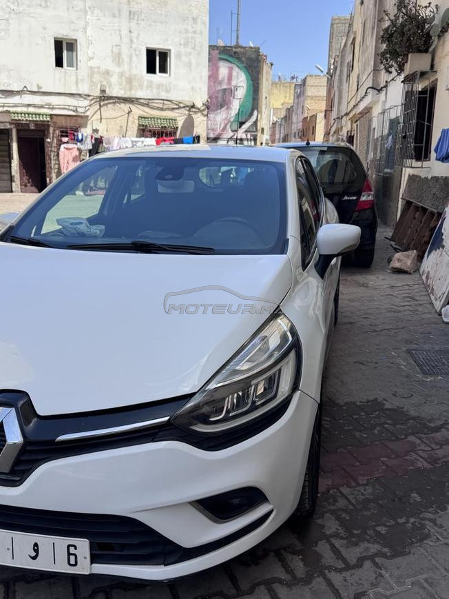 Clio 4 2019 automatic toute option 
