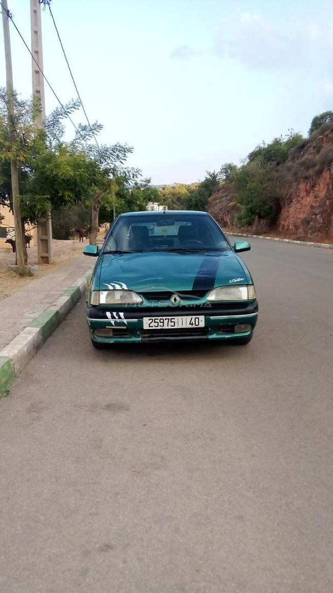 Renault 19
