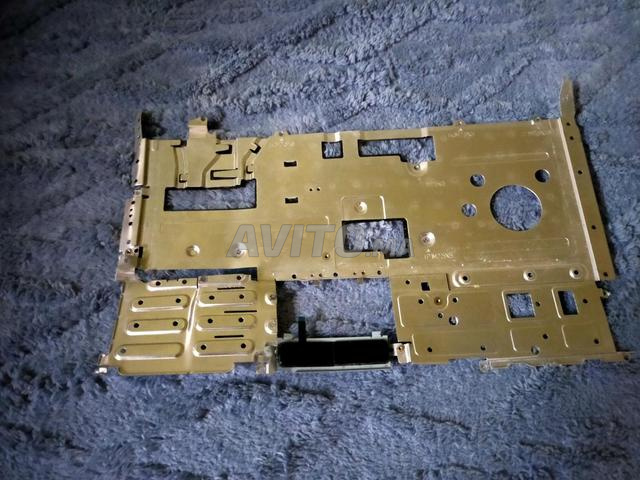 هيكل وقطع خارجية لـ Dell Inspiron 1545 - 2
