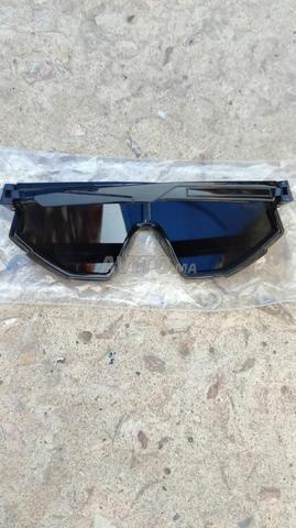 Lunettes à vendre, encore neuves, pour cause de circonstances spéciales, Casa - 2