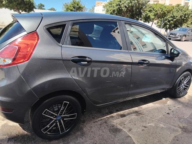 ford fiesta trend plus - 2