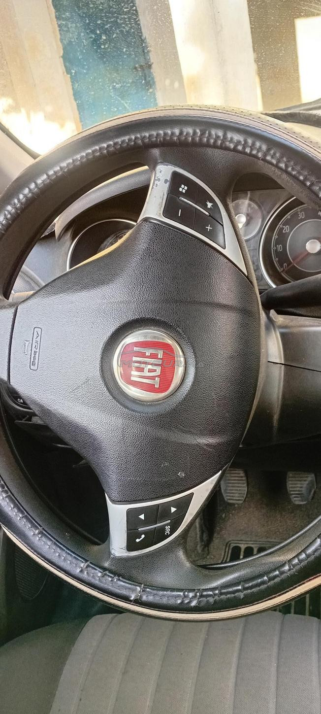 je mets ma voiture fiat punto a vendre