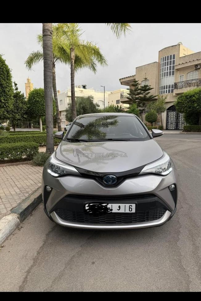 TOYOTA Chr hybrid essence