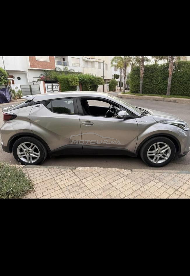 TOYOTA Chr hybrid essence