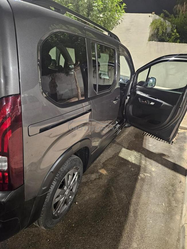Peugeot Rifter Diesel Manuelle 2023 à Agadir