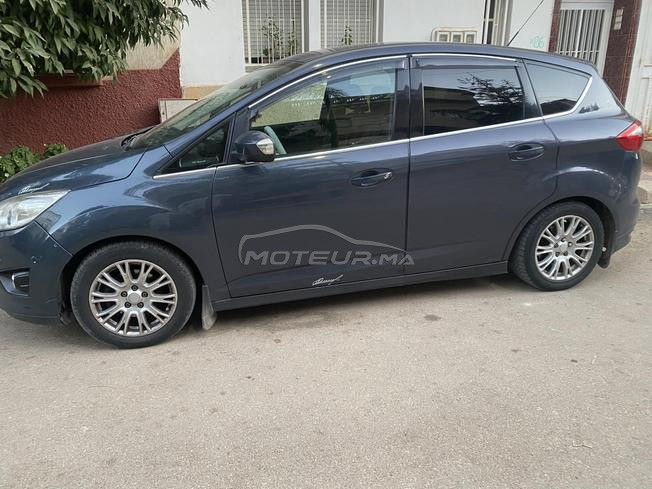 voiture très bon état 