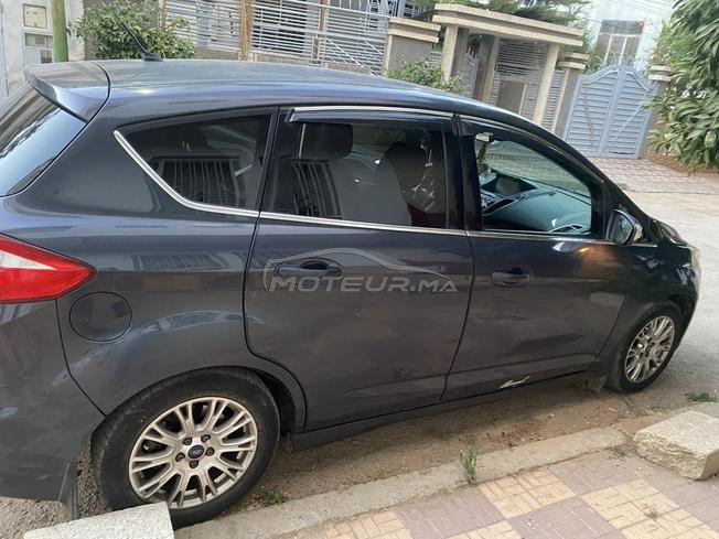 voiture très bon état 